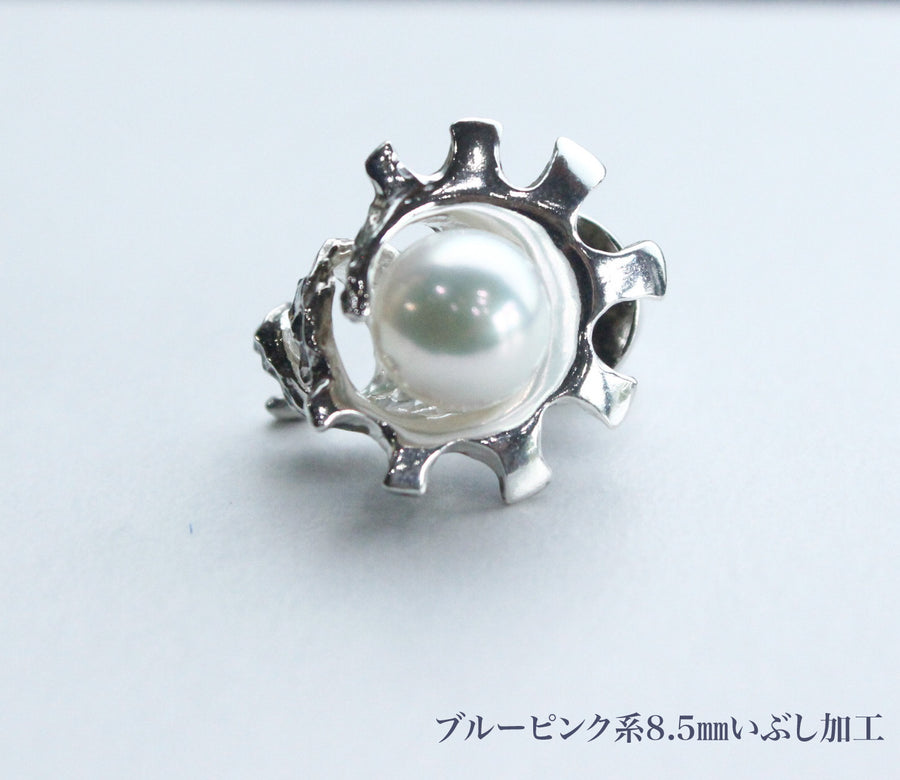 SexyGear13 pin brooch