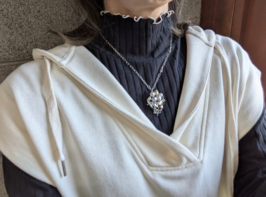 Marquise775真珠の壁飾り　ペンダントブローチ